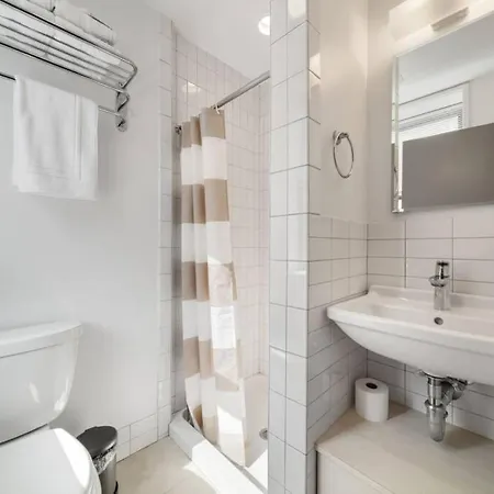 Simple Furnished Studio In The Heart Of Boston Exterior photo