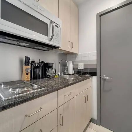 Simple Furnished Studio In The Heart Of Boston Exterior photo
